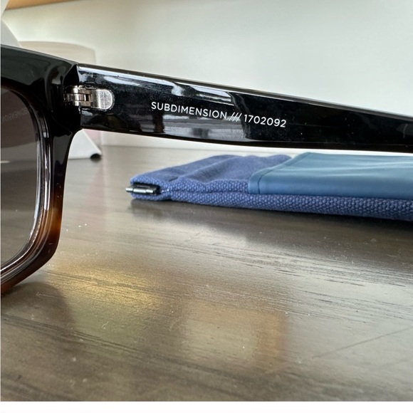 Le Specs sunnies - Picture 4 of 4